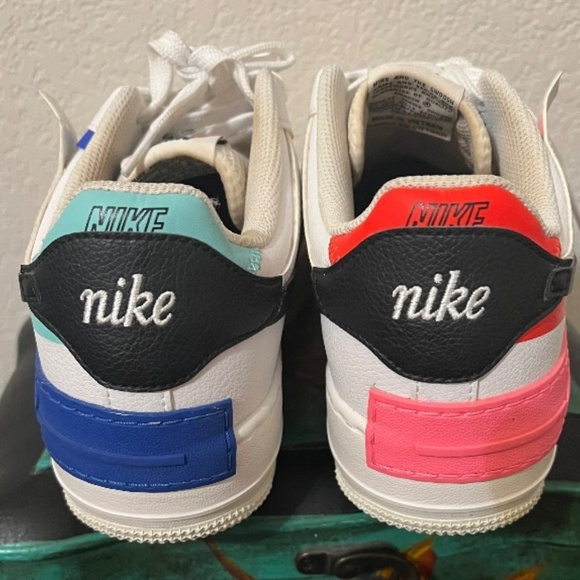 Nike Airforce 1 Multi Color Women’s Sz 9 w Nike chain attached Cute! - Picture 5 of 8
